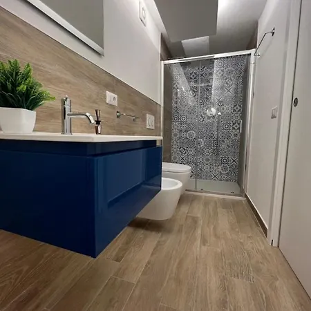 Via Giardini Guest house 3*