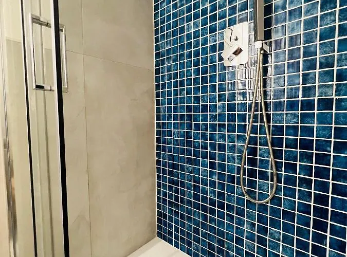 Via Giardini Guest house 3*